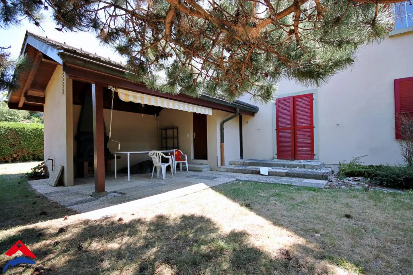 Charmanter renovierter Bungalow mit 5,5 Zimmern in absoluter Ruhe mit schöner Aussicht - Photo 9 sur 9