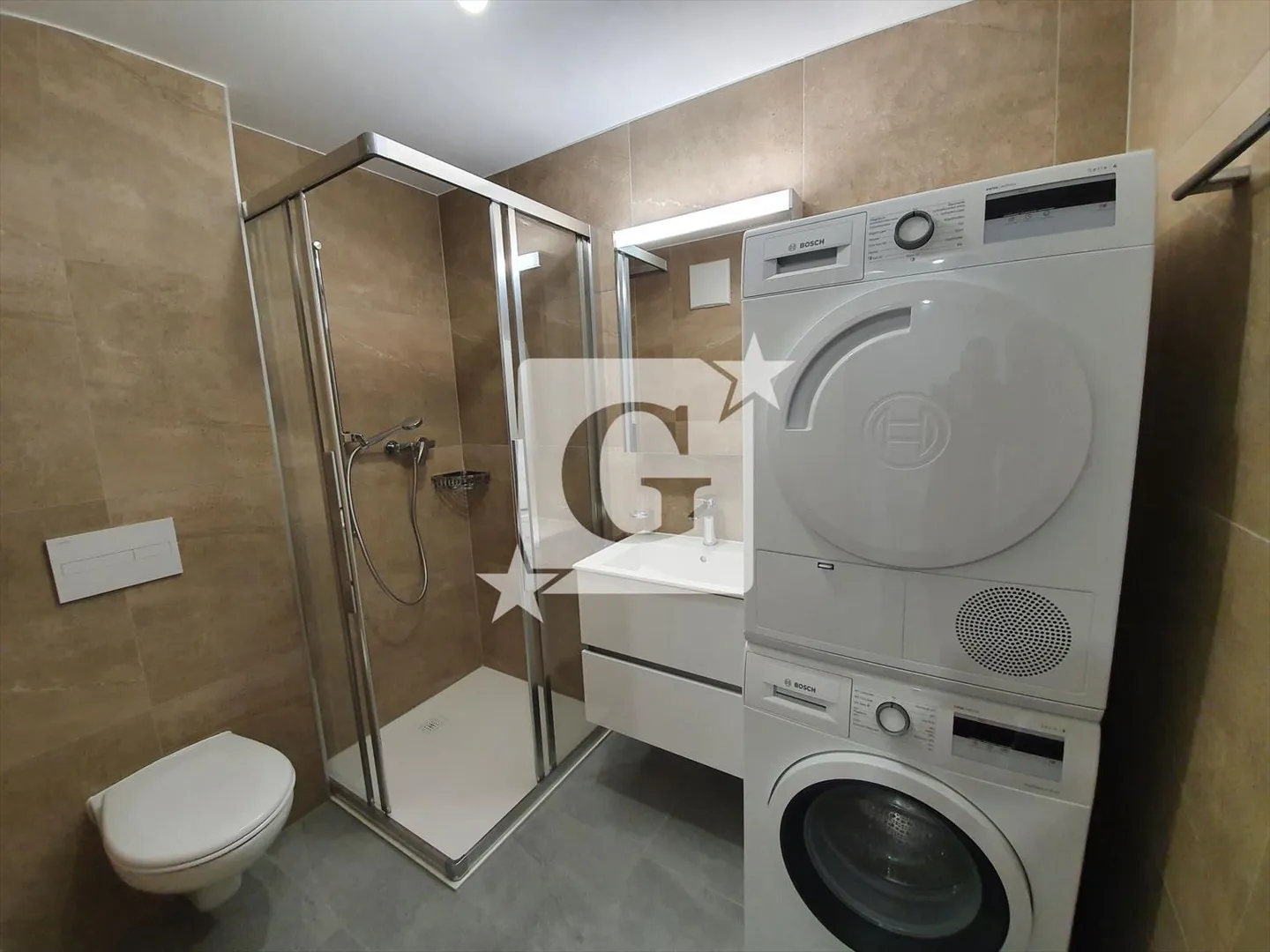 Eleganz und Komfort: sublime 3,5-Zimmer-Wohnung der Spitzenklasse - Foto 5 von 7