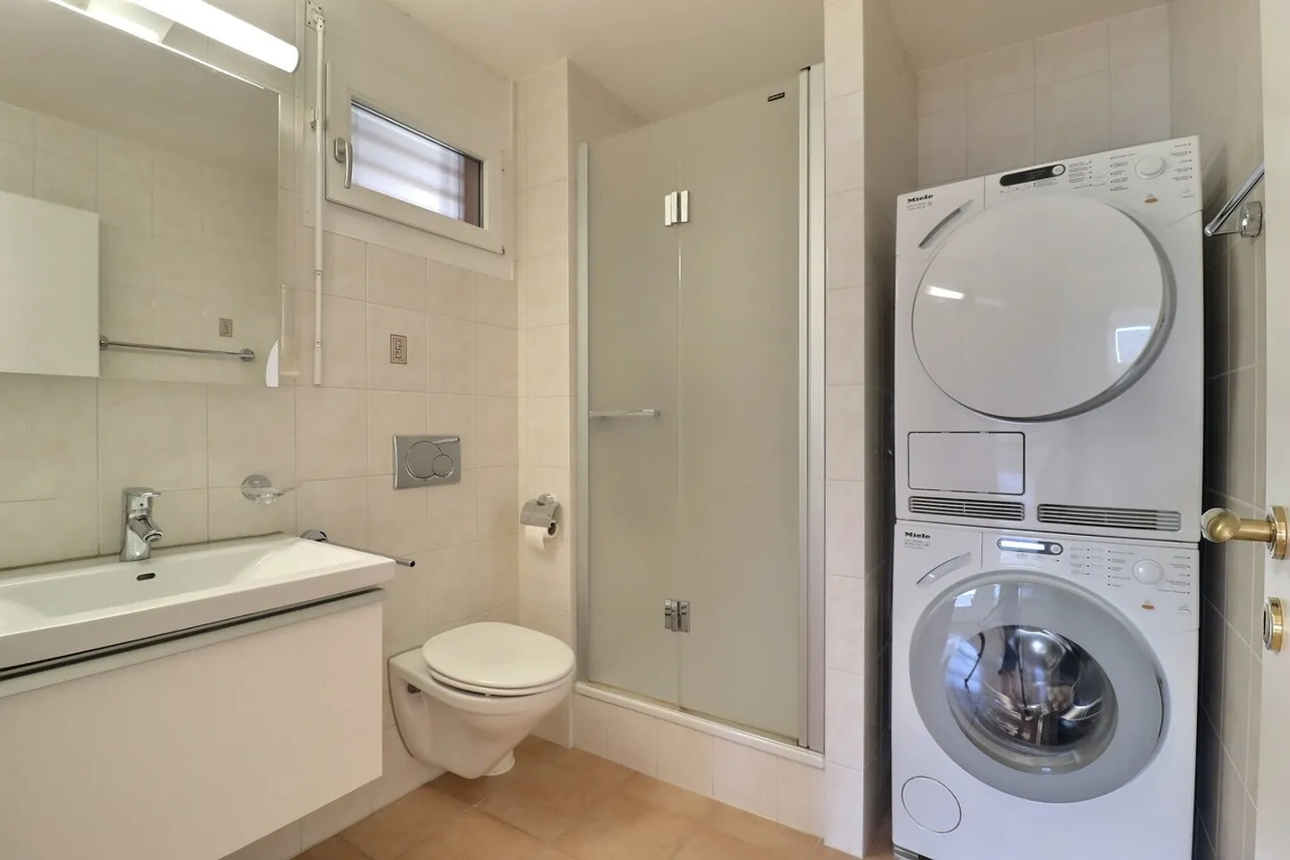 Appartamento di 4.5 locali all'ultimo piano sud-ovest - Foto 8 di 13