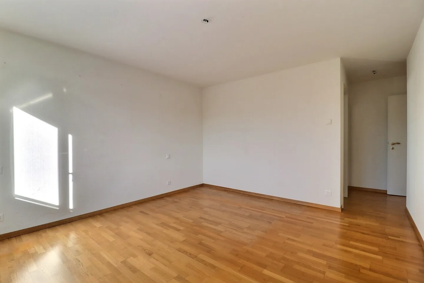 Appartamento di 4.5 locali all'ultimo piano sud-ovest - Foto 9 di 13