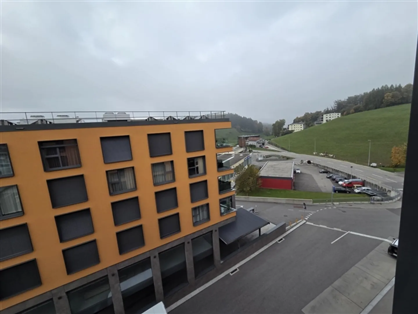 «Charmante 2.5 Zimmerwohnung im 5. Stock» - Foto 7 von 7