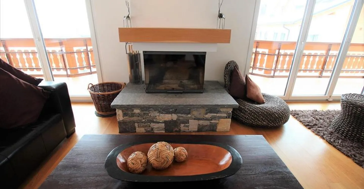 Luxury Chalet with Stunning Views - Photo 5 of 21