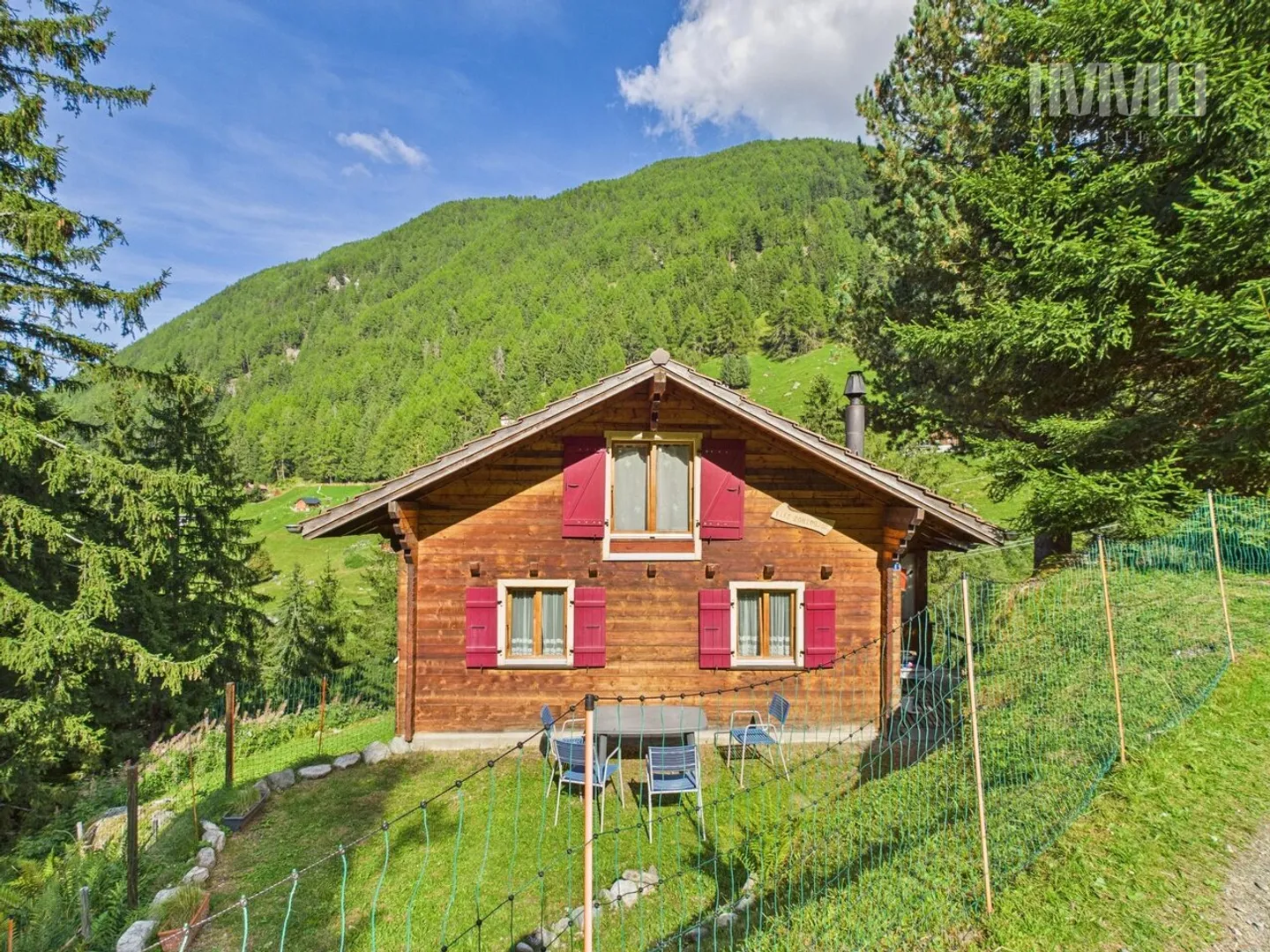 Chalet in Haute-Nendaz "Le Lavantier" - A haven of peace in nature - Photo 2 of 11