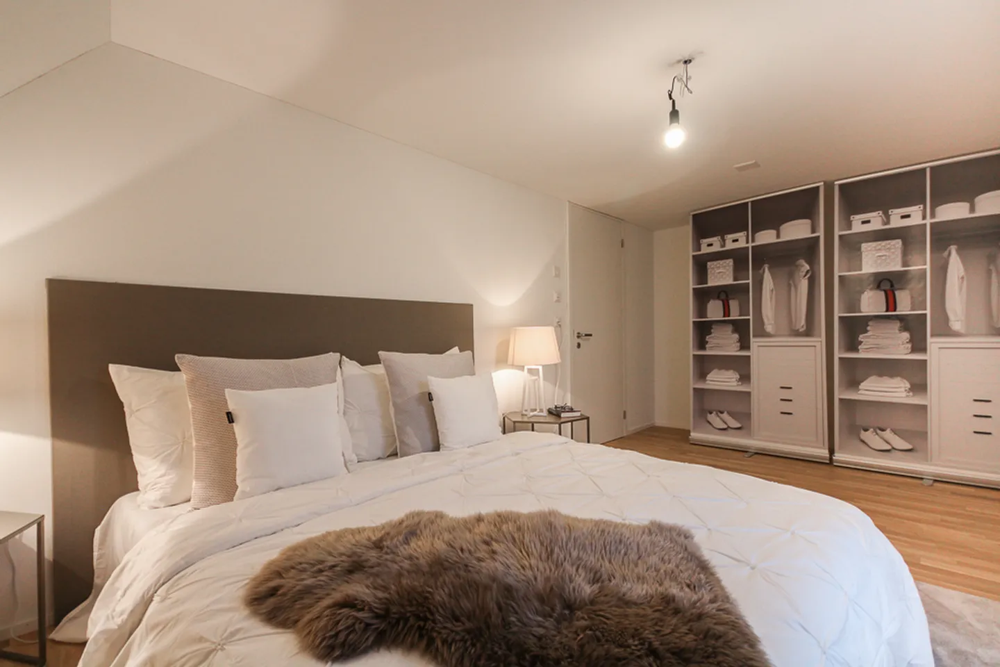 Rent without deposit - Living in Goldstein - Photo 7 of 7