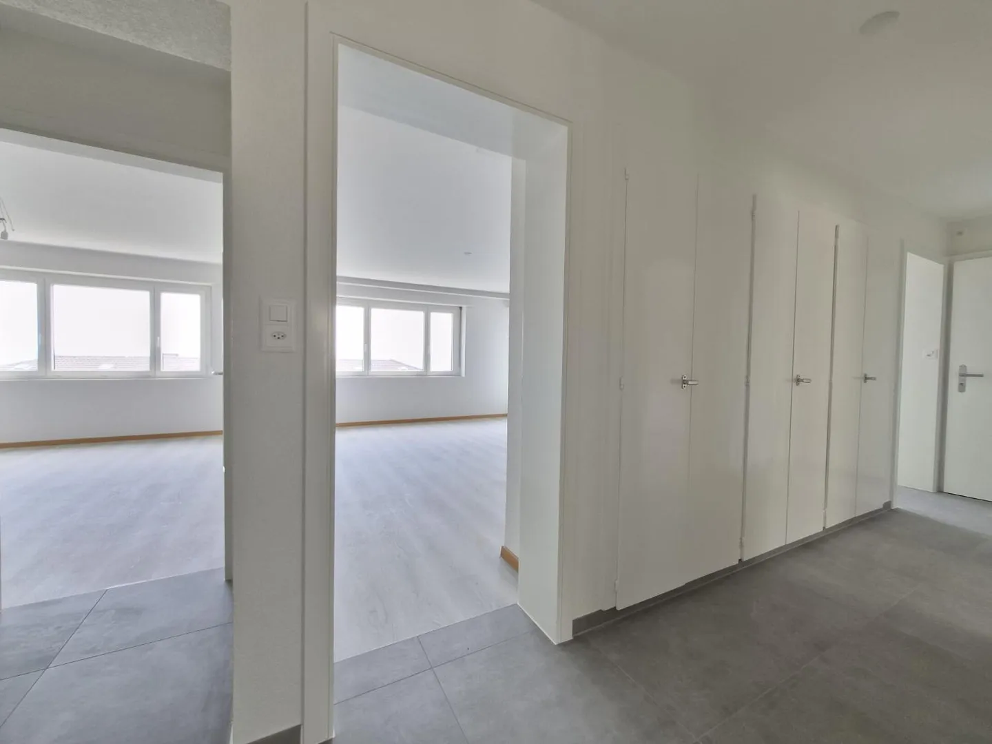 Renovated! 4.5-room apartment on the upper ground floor - Photo 8 of 13