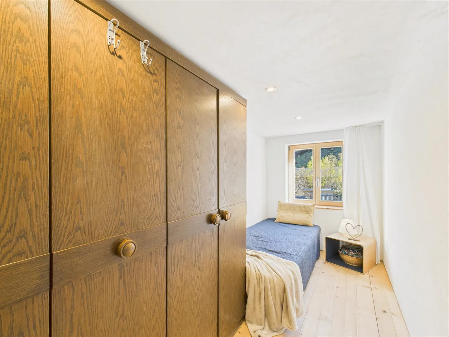 Central 5.5 Room Single Family House in Disentis - First or Second Residence - Photo 9 of 13