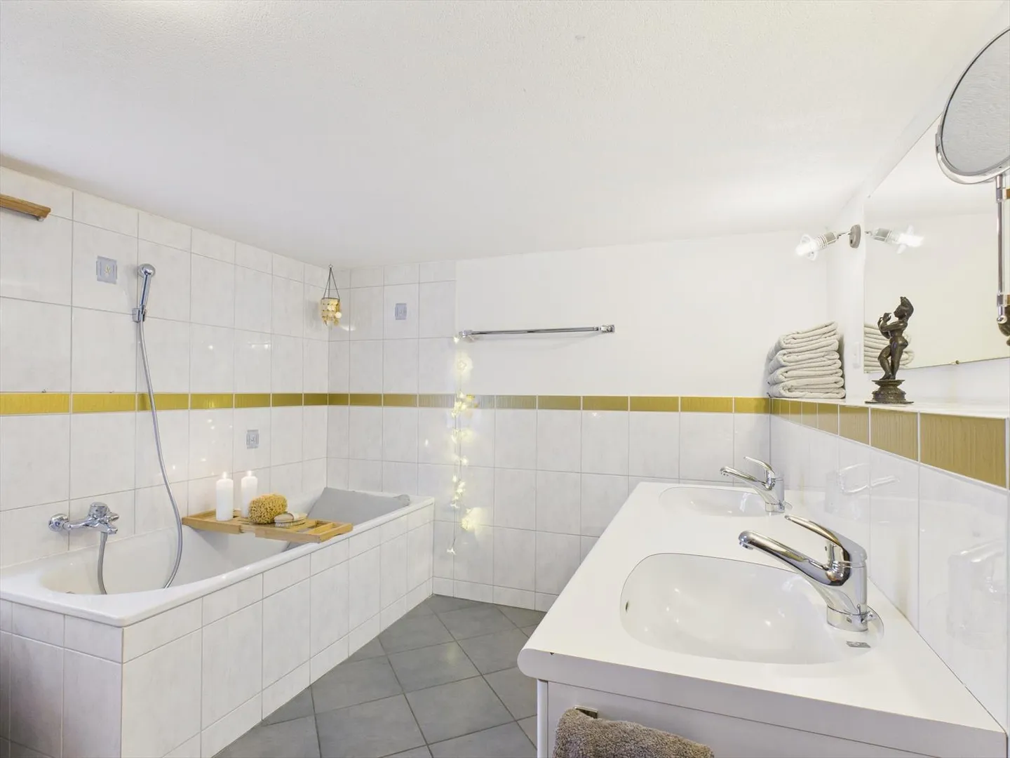 Central 5.5 Room Single Family House in Disentis - First or Second Residence - Photo 11 of 13