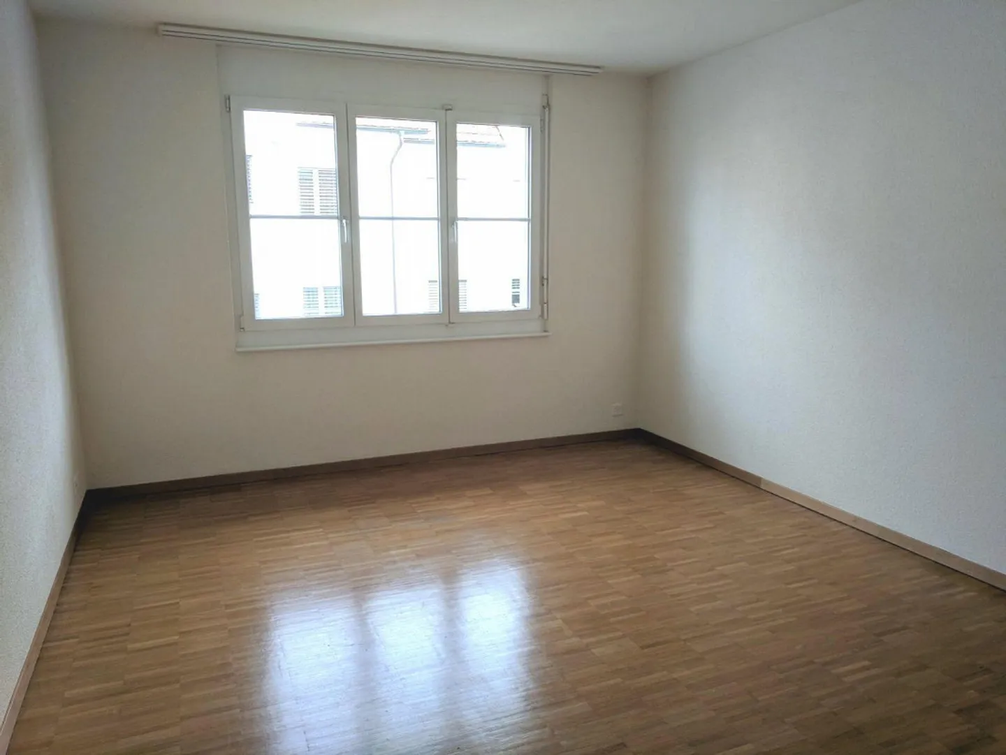 Appartamento 4.5 stanze a Pfungen - Foto 5 di 11
