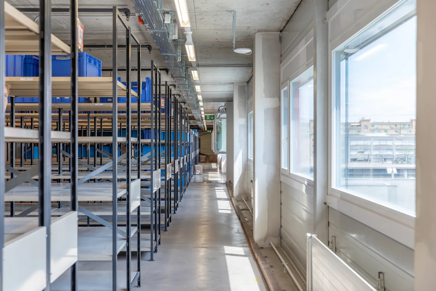 RARE! Storage space from 3,000 m² in the center of Geneva - Photo 12 of 17