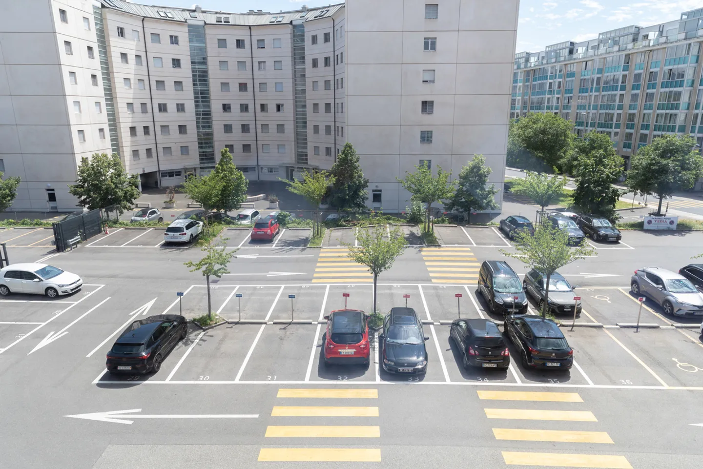 RARE! Storage space from 3,000 m² in the center of Geneva - Photo 13 of 17