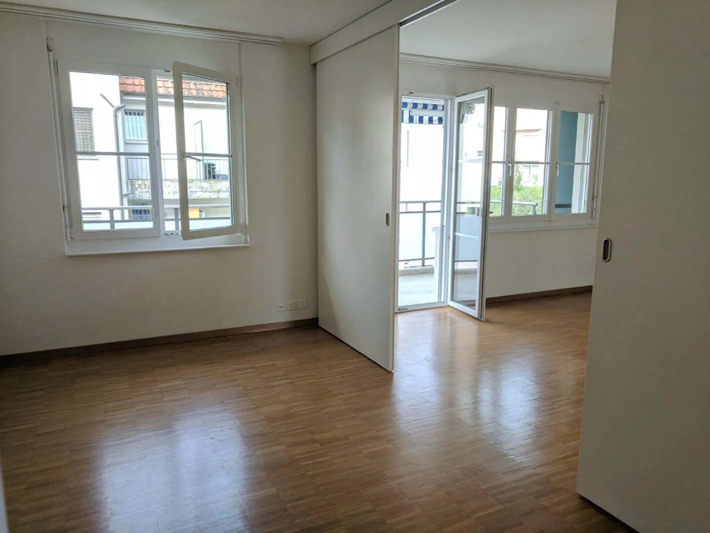 Appartamento 4.5 stanze a Pfungen - Foto 6 di 11