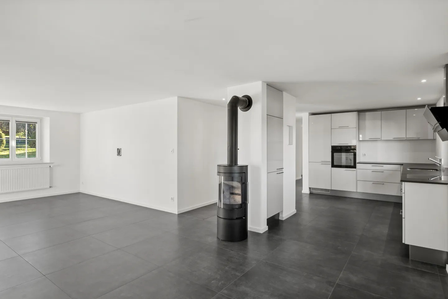 «Wunderschöne, frisch renovierte Wohnung mit Blick auf die Landschaft» - Foto 1 von 9