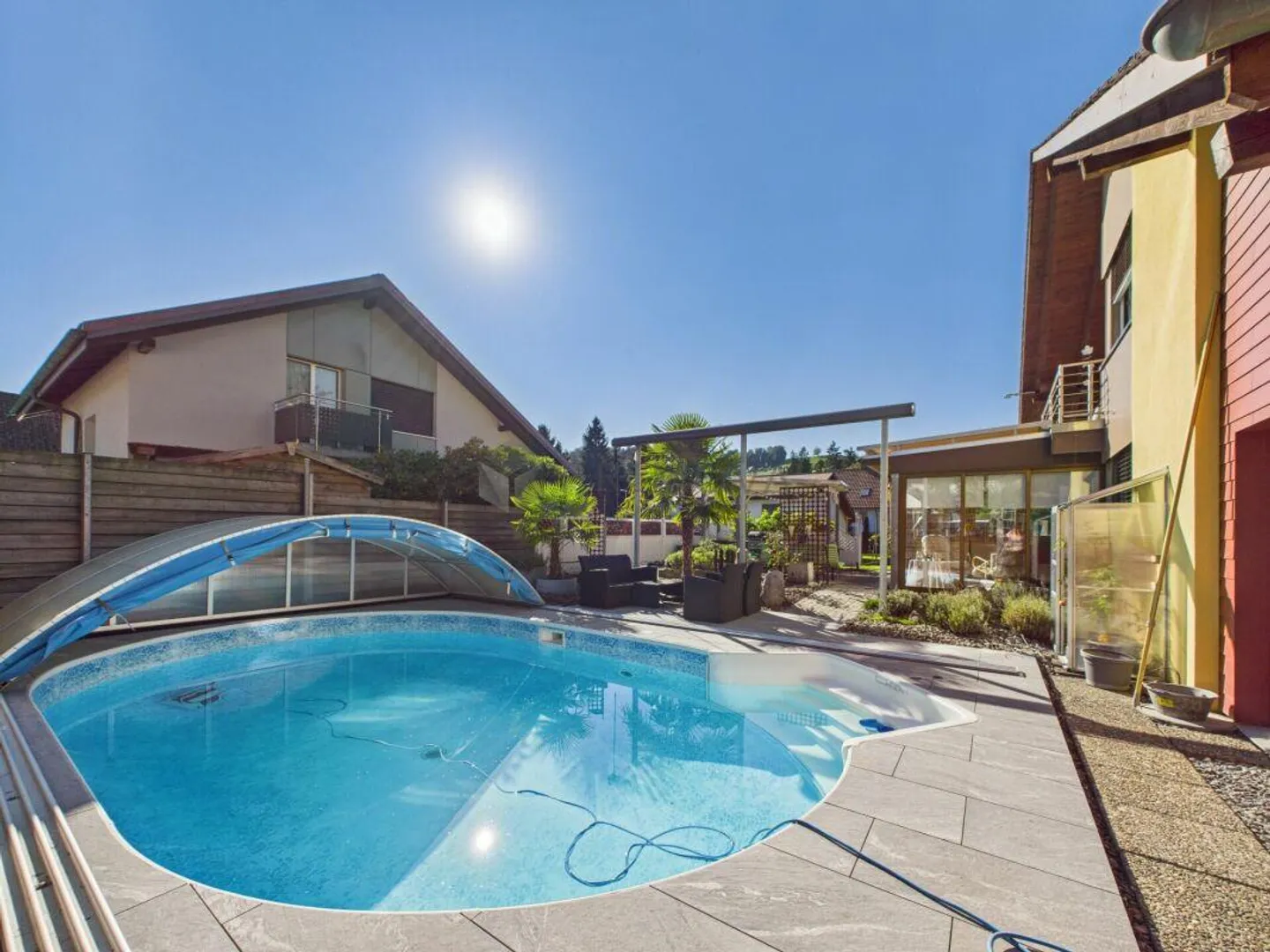 Vacanze a casa - Casa unifamiliare di 5,5 stanze con piscina e sauna - Foto 12 di 12