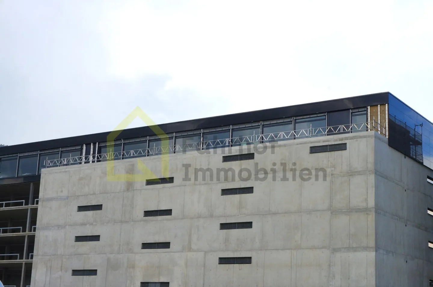 Car - Parking spaces in parking garage (Charging stations for e-mobility available) - Photo 6 of 8