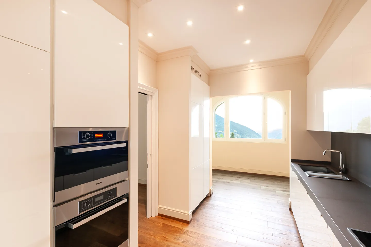 Appartamento in vendita - Foto 7 di 21