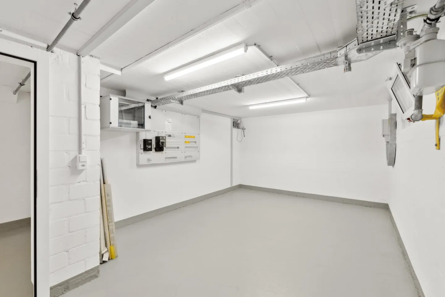 Maison individuelle modernisée avec cuisine de rêve et grand jardin – Wallbach - Photo 22 sur 26