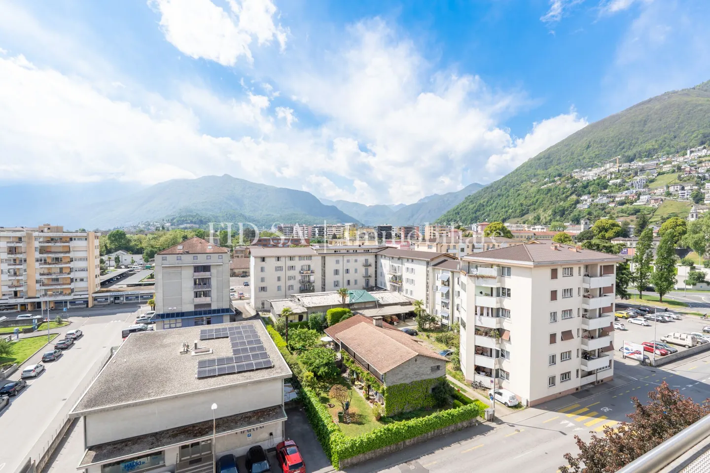 LOCARNO - Appartement au centre avec vue dégagée depuis le 7ème étage - Photo 2 sur 11