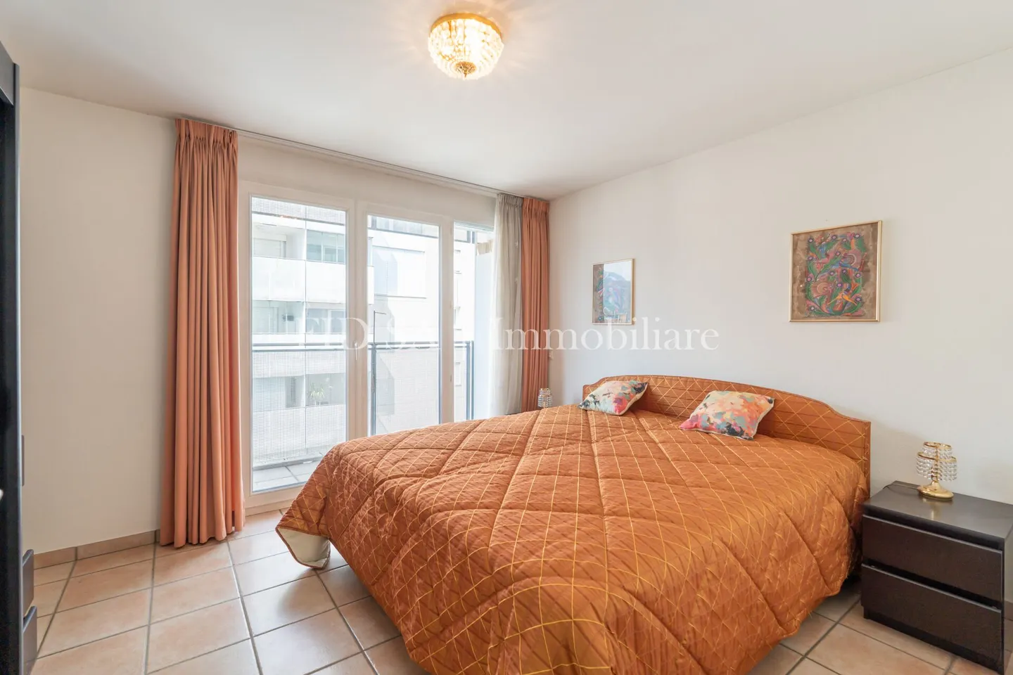 LOCARNO - Appartement au centre avec vue dégagée depuis le 7ème étage - Photo 9 sur 11