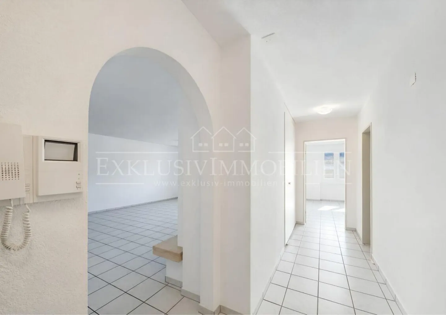 La tua nuova casa con charme - posizione centrale, camino e balcone - Foto 6 di 10