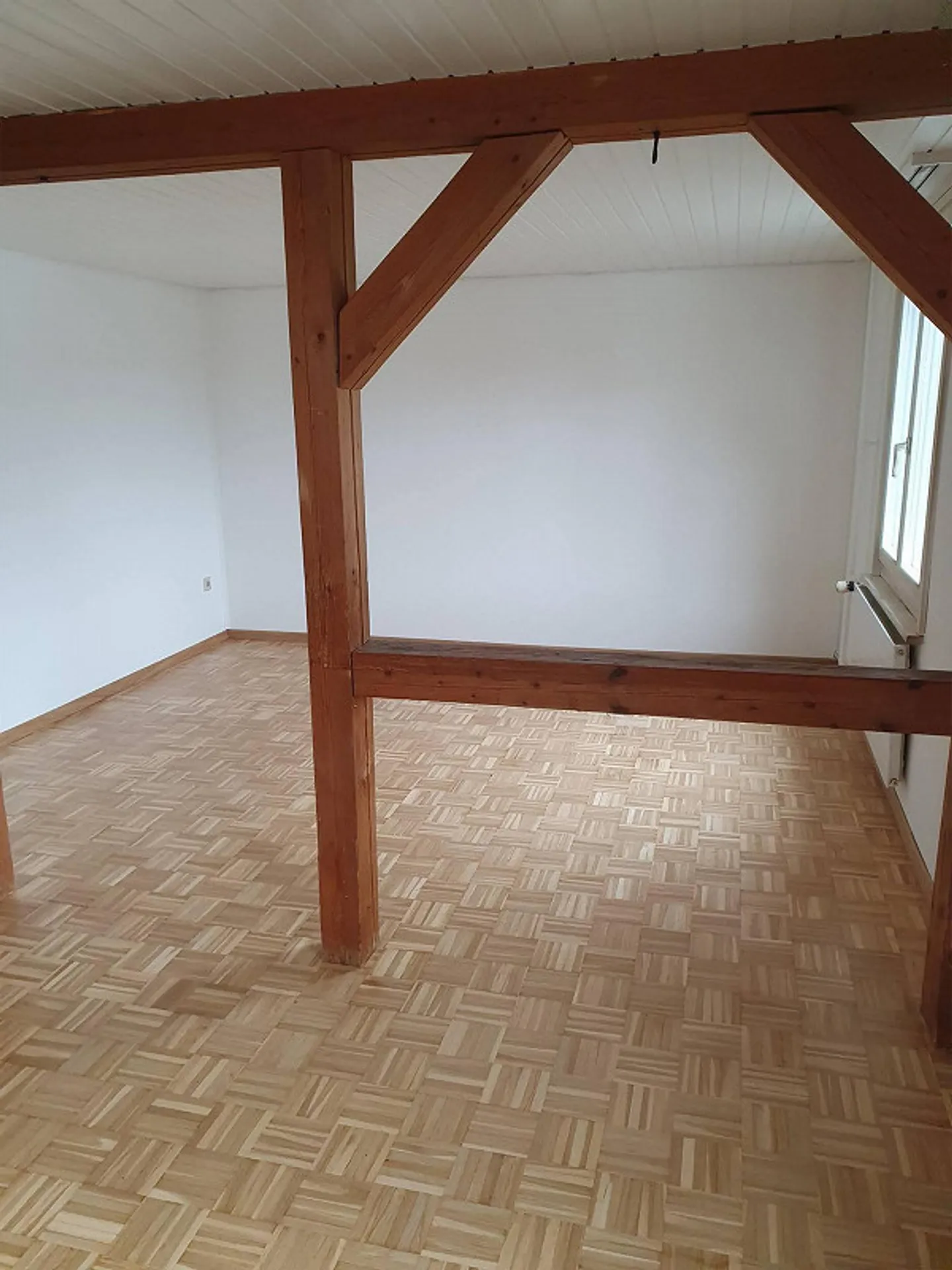 Beautiful house for rent - Photo 3 of 8