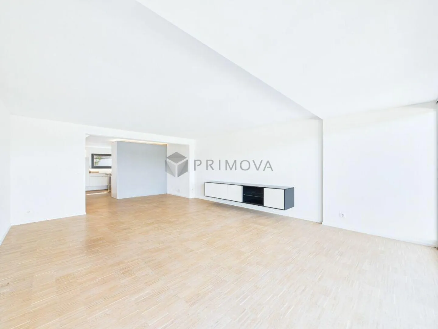 Completely renovated 4.5 room terraced house - Photo 4 of 13