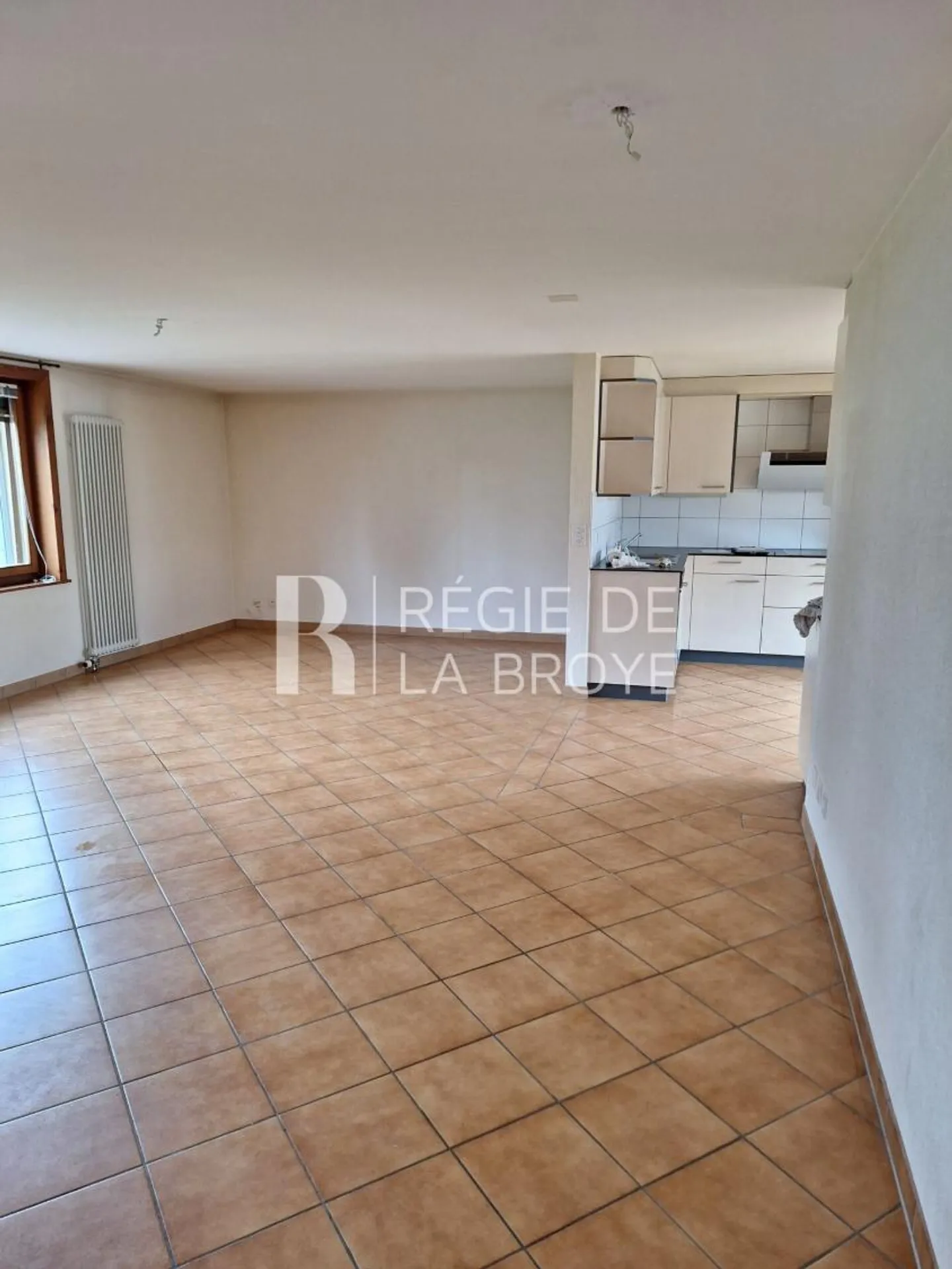Appartement spacieux à Sédeilles - Photo 1 sur 10