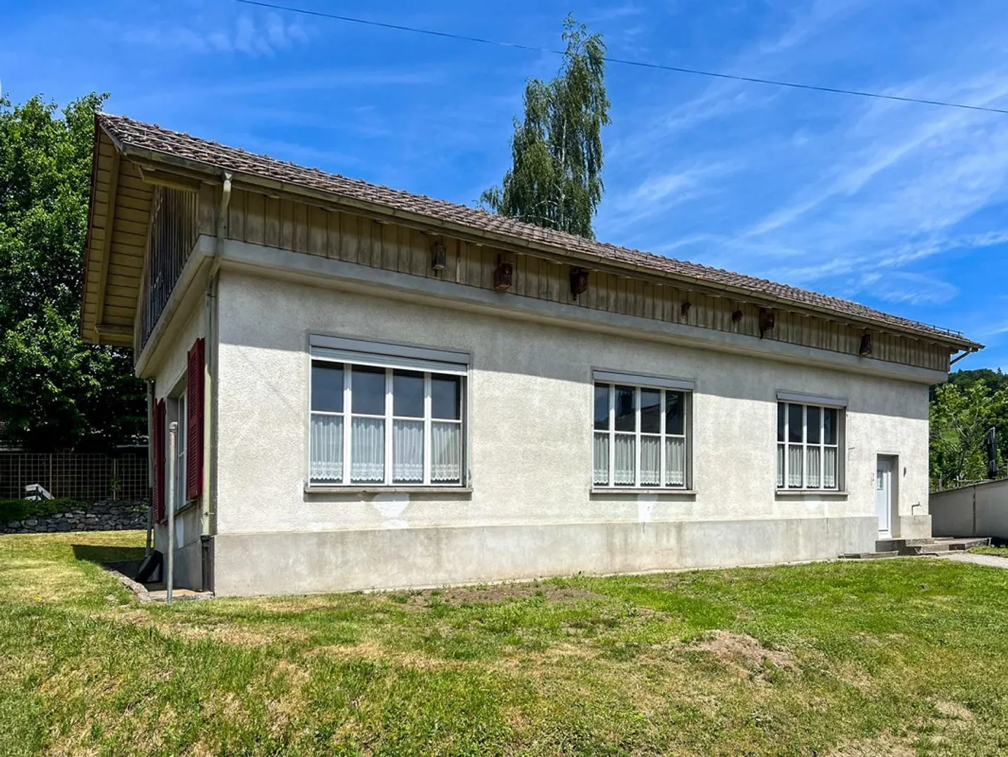 Maison Charmante avec Espace Commercial - Photo 2 sur 11