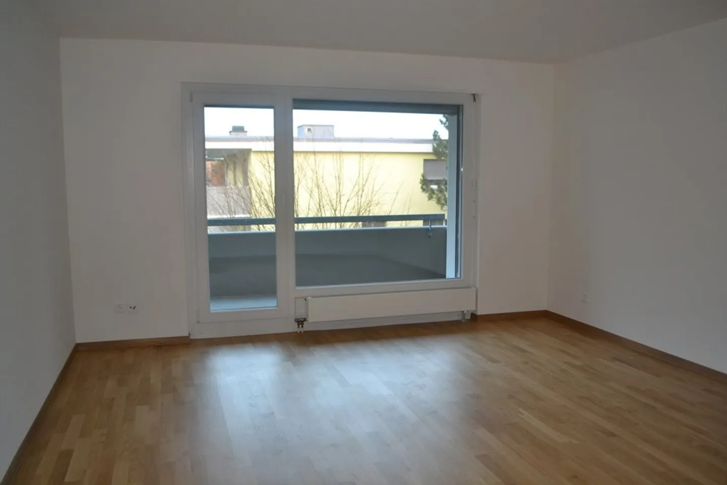 Rent a 2 ½ rooms apartment in Zumikon - Photo 4 of 5