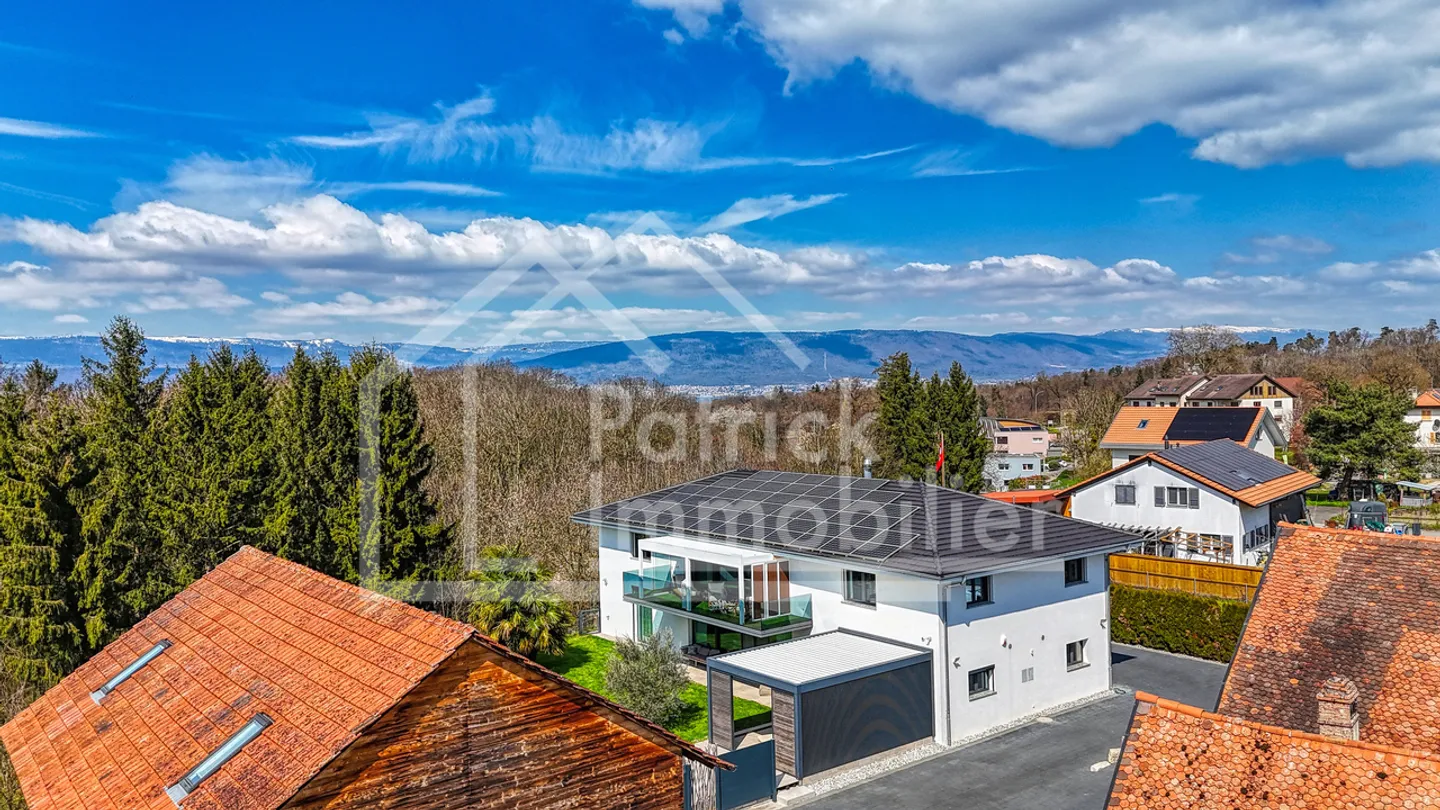 Luxury Villa with Pool in Delley - Photo 4 of 21