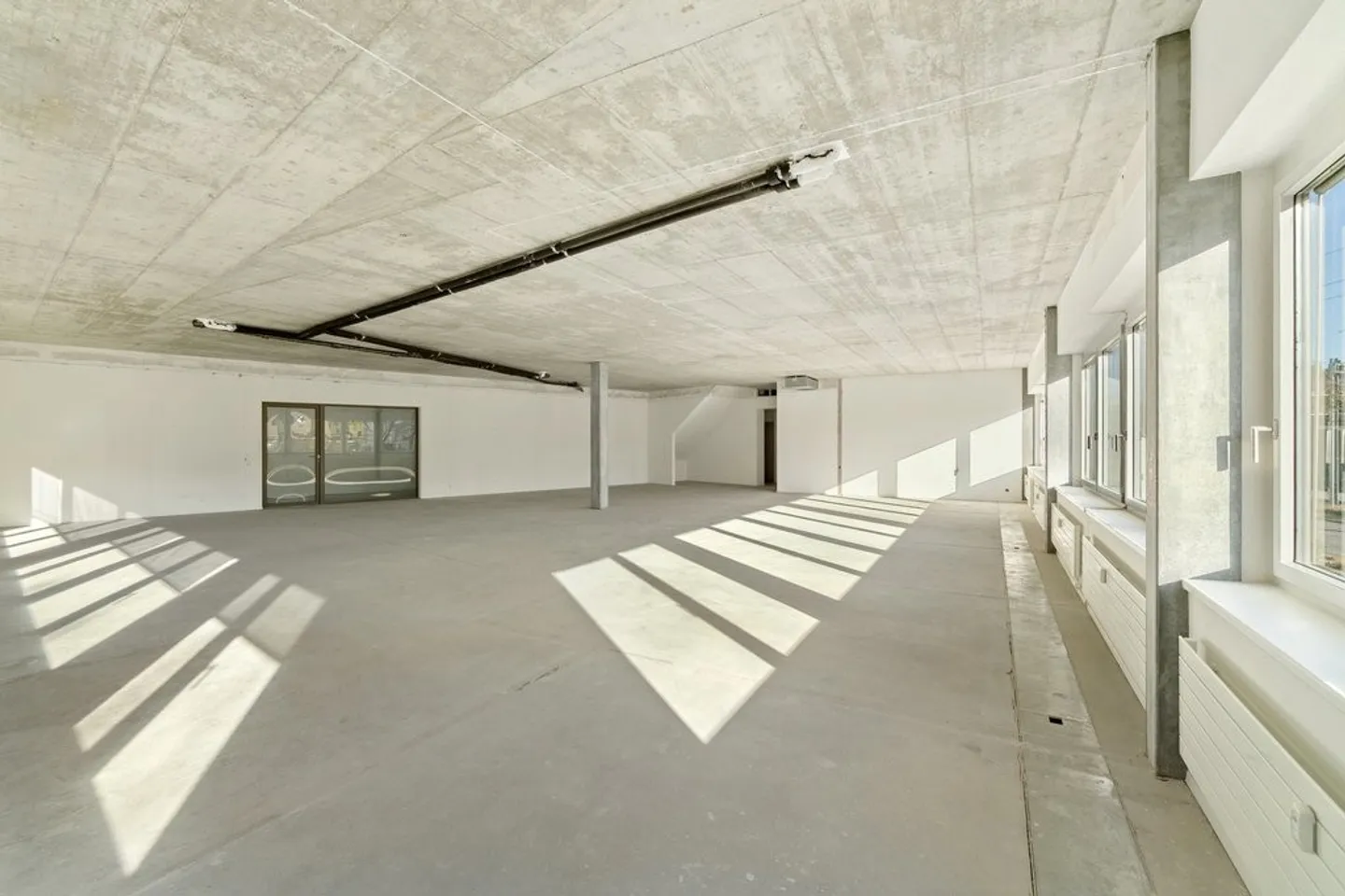 Votre nouveau lieu de travail à Laufen - Photo 5 sur 9