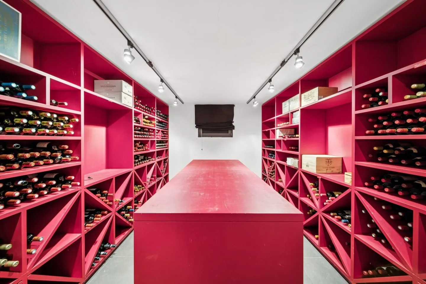 Luxury and Modernity Combined! - Photo 12 of 15