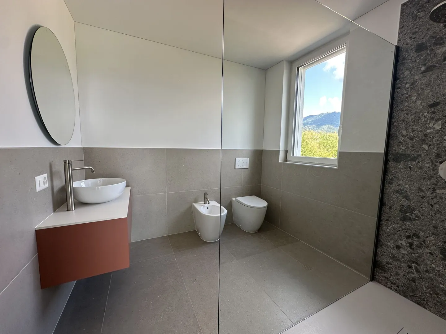 Bright Apartment with Panoramic Terrace - Photo 11 of 12