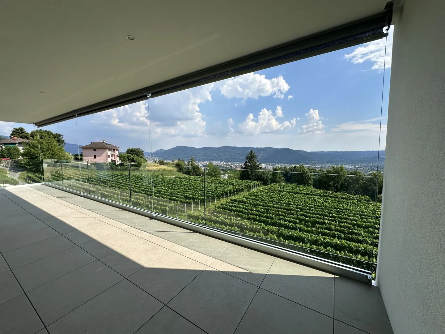 Bright Apartment with Panoramic Terrace - Photo 1 of 12