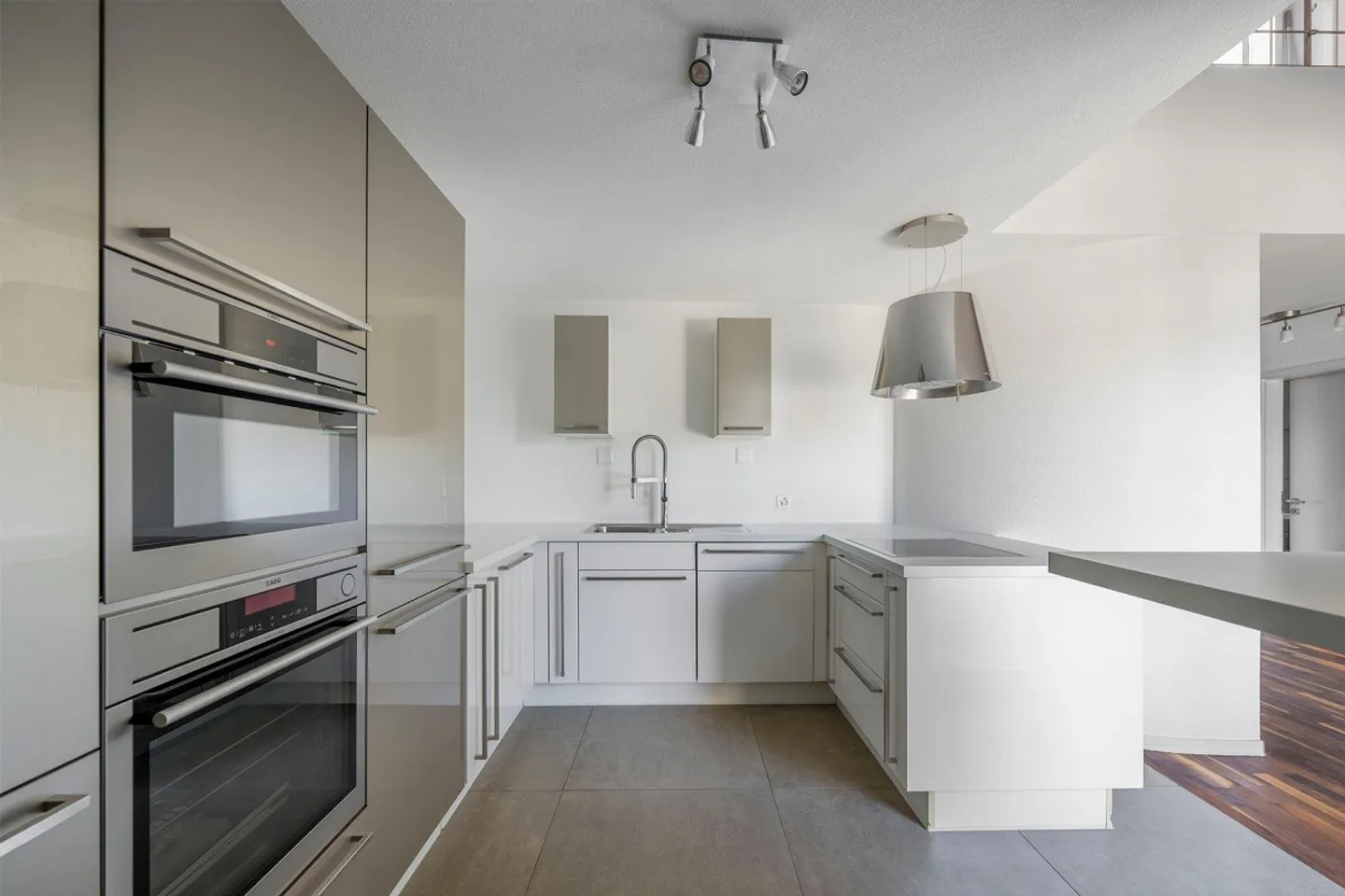Maisonette Apartment 2nd Floor - Photo 6 of 16