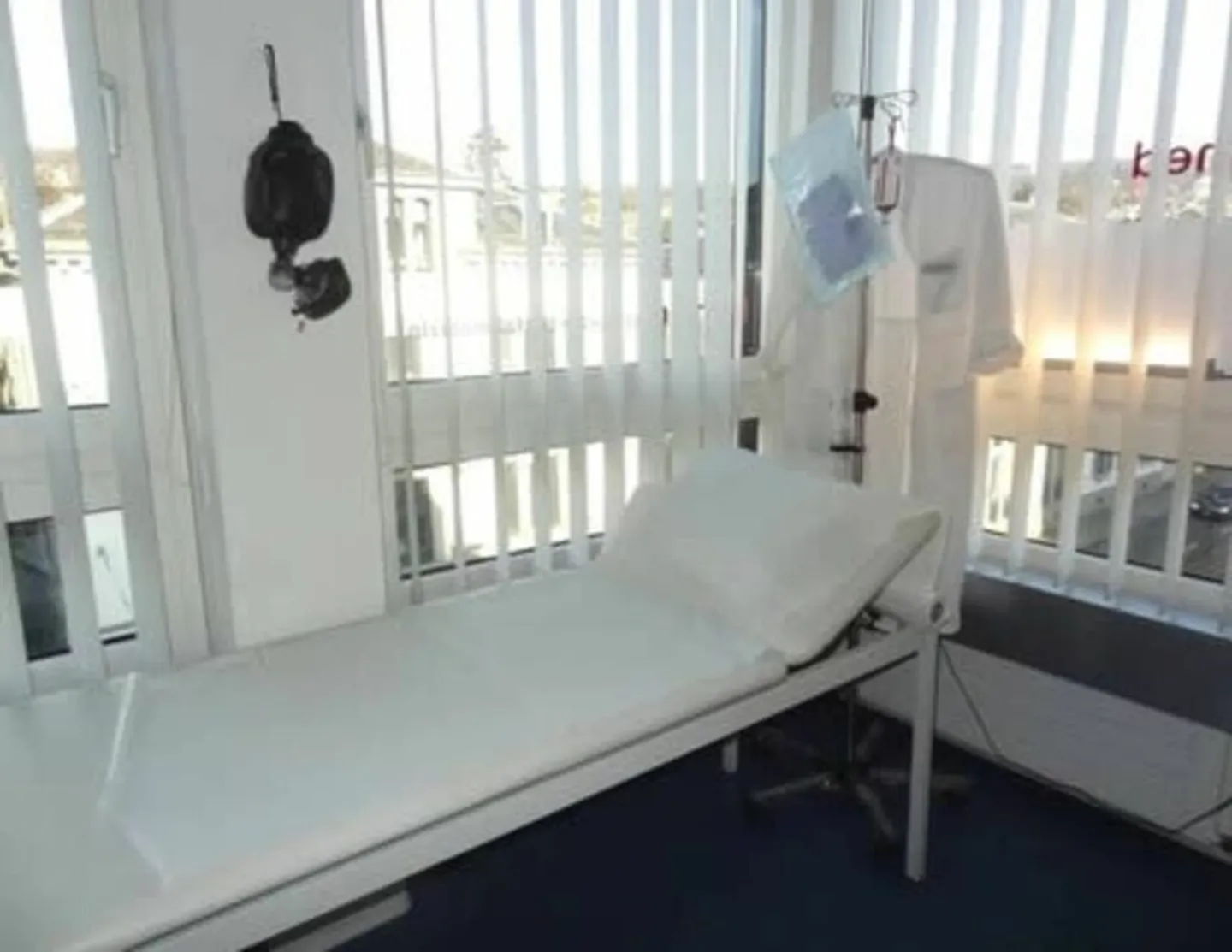 Practice rooms for doctors as practice partners, in employment or self-employment - Photo 2 of 7