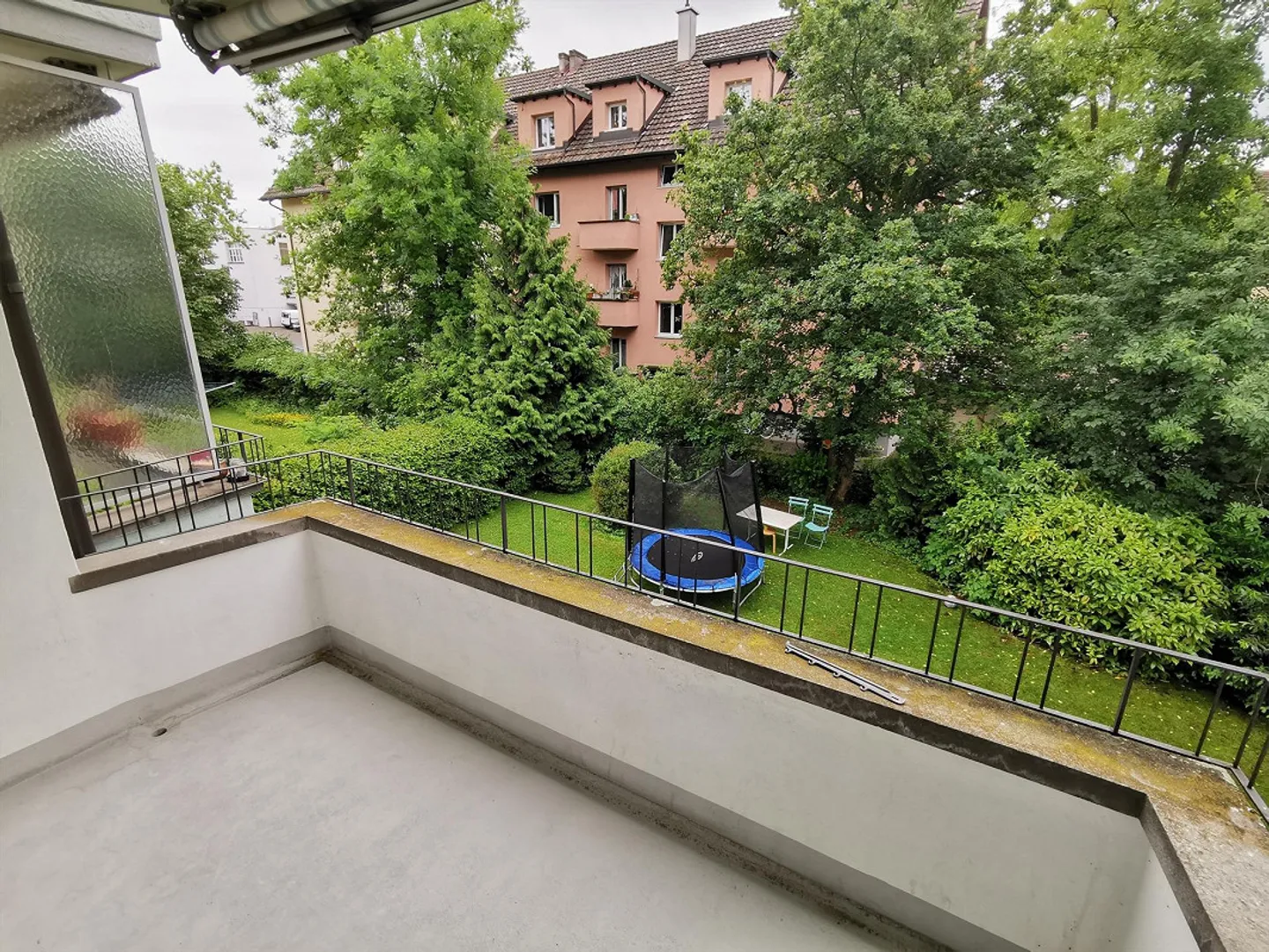 Central but Quiet - Photo 6 of 10