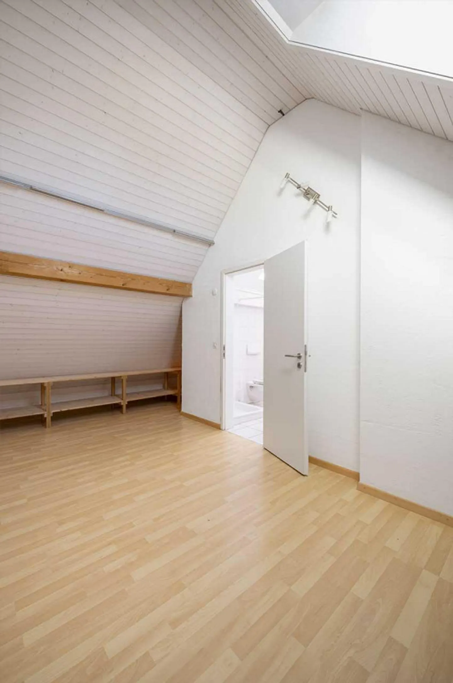 Maisonette Apartment 2nd Floor - Photo 14 of 16