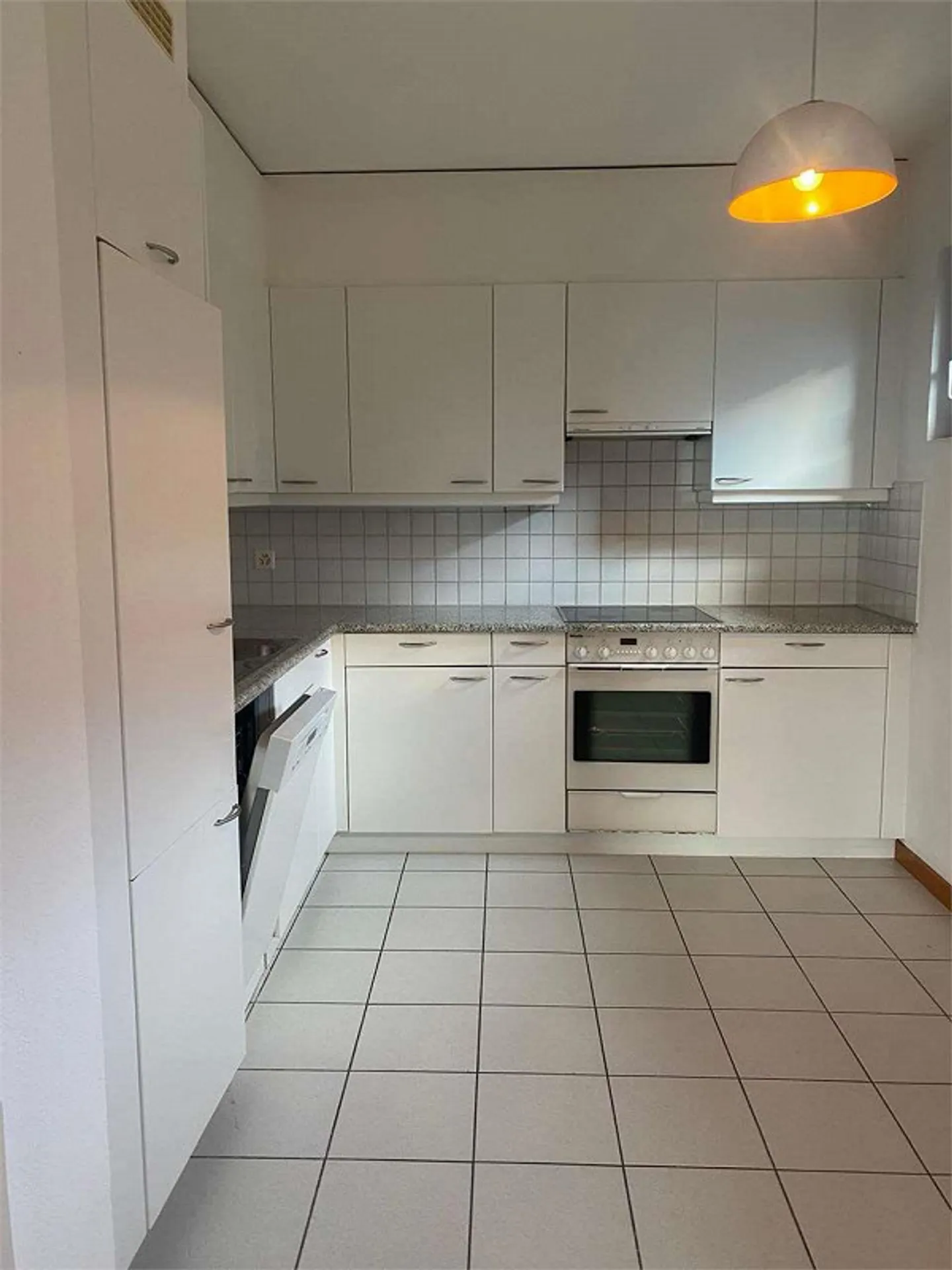 Rovio moderno appartamento di 4,5 locali in contesto residenziale e tr - Foto 6 di 13