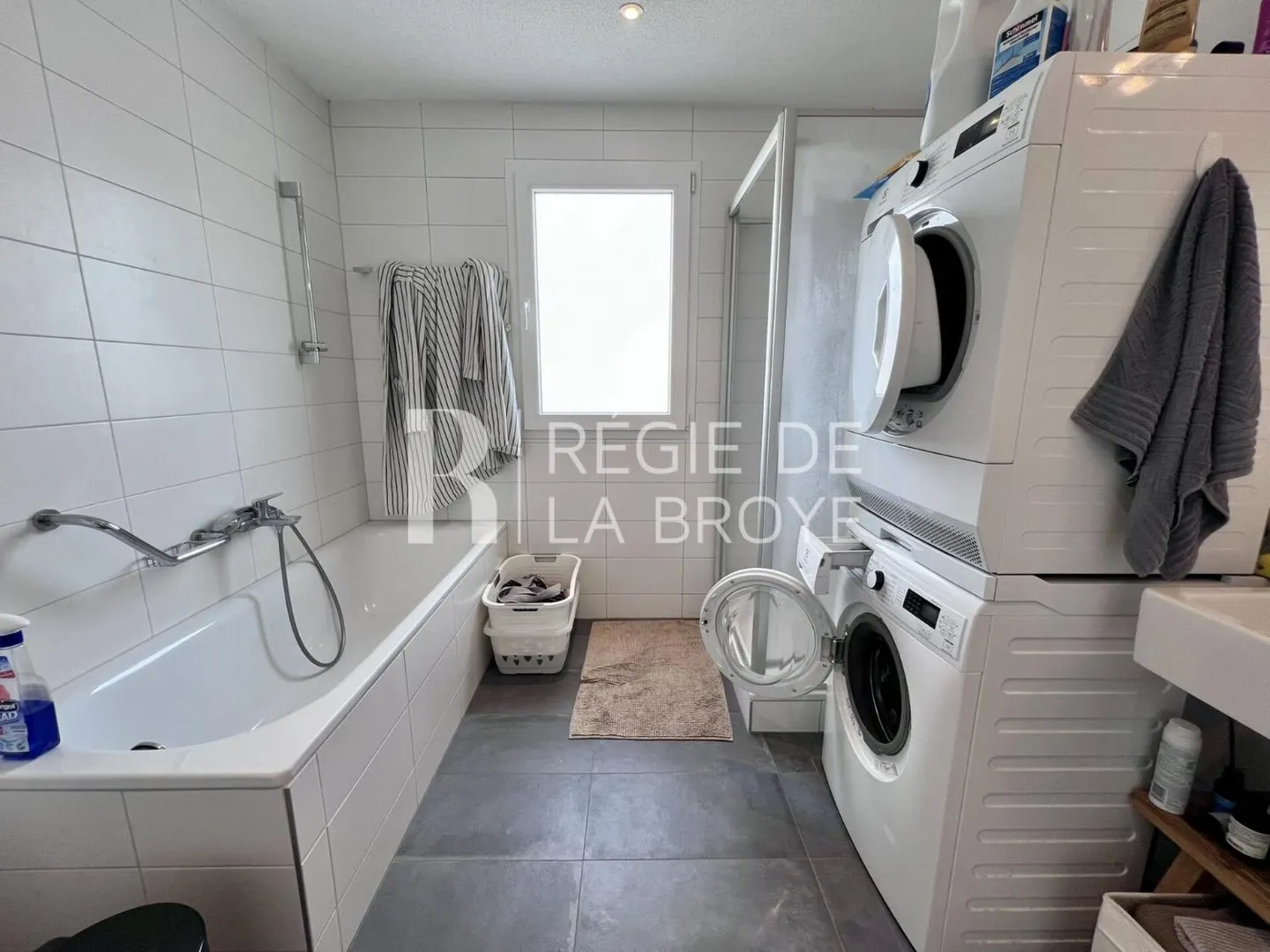 Charmante Wohnung in Chabrey - Foto 8 von 9