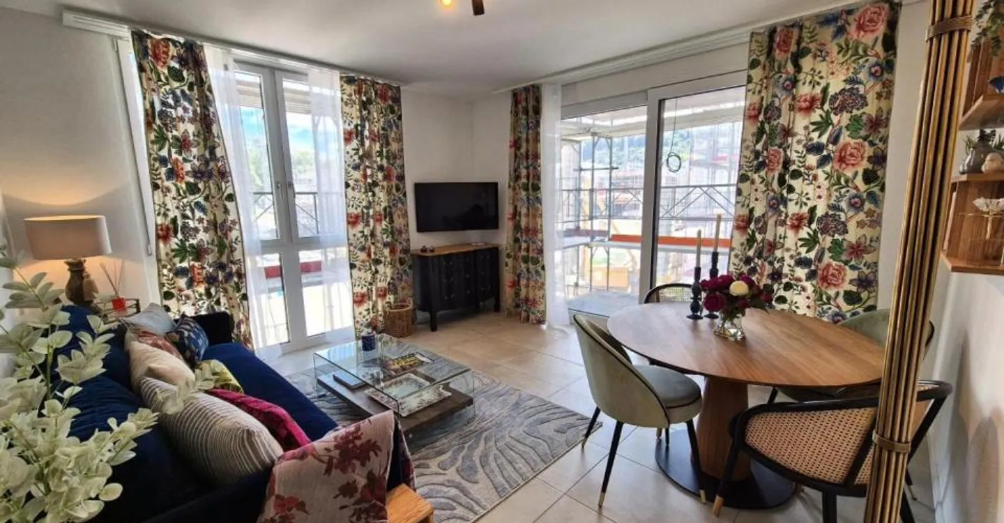 Appartement spacieux 2.5 pièces - Photo 1 sur 7