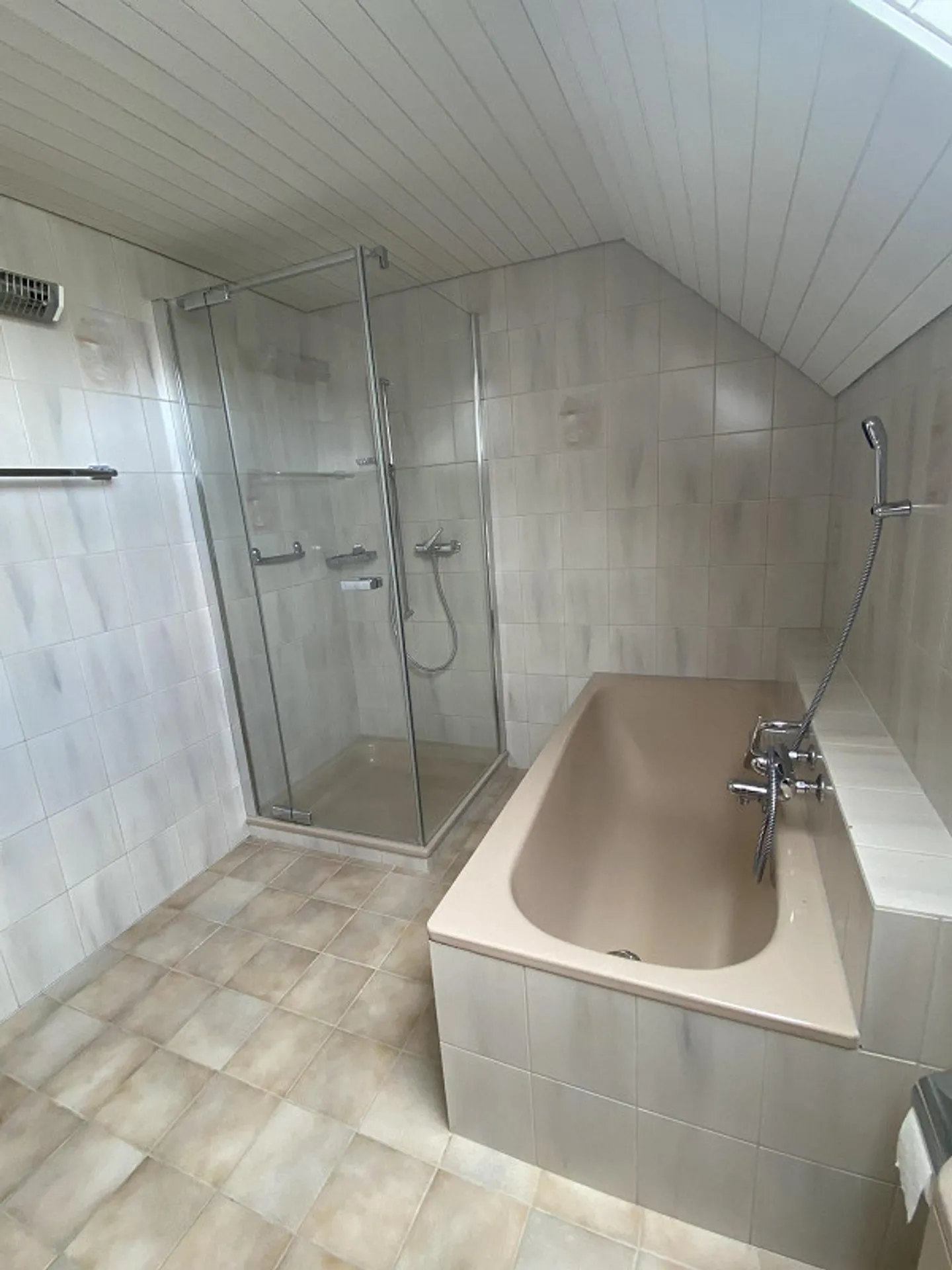 Sezione di casa 4 1/2 stanze di una casa unifamiliare semi-indipendente - Foto 4 di 6