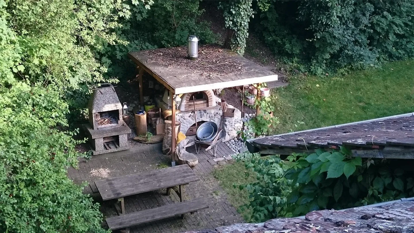 Appartement sous les toits de 4 pièces Fischerhaus 15ème siècle directement sur le Rhin - Photo 6 sur 11