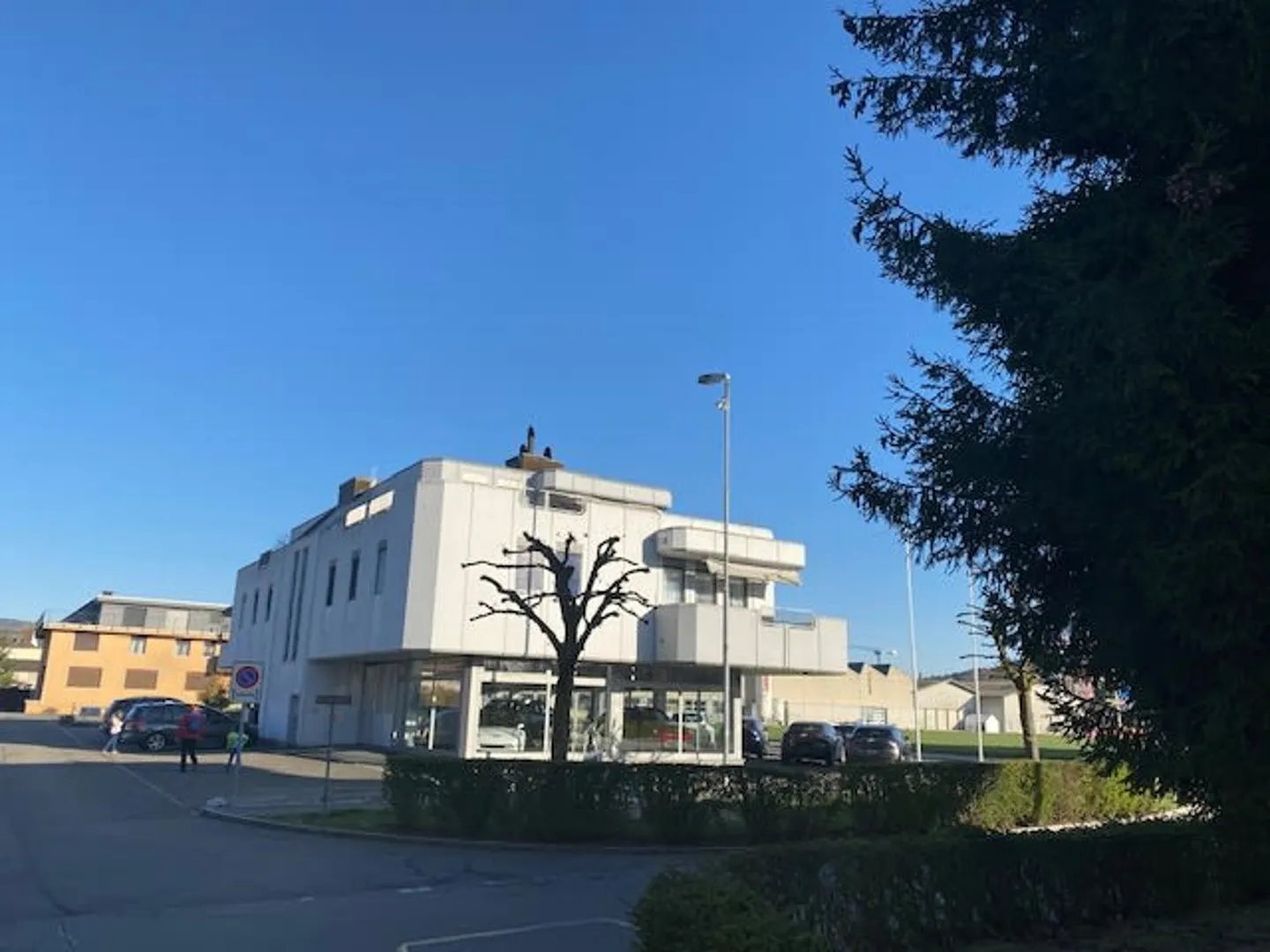 Naturnahe Attika-Wohnung mit guter Verkehrsanbindung - Photo 1 of 18