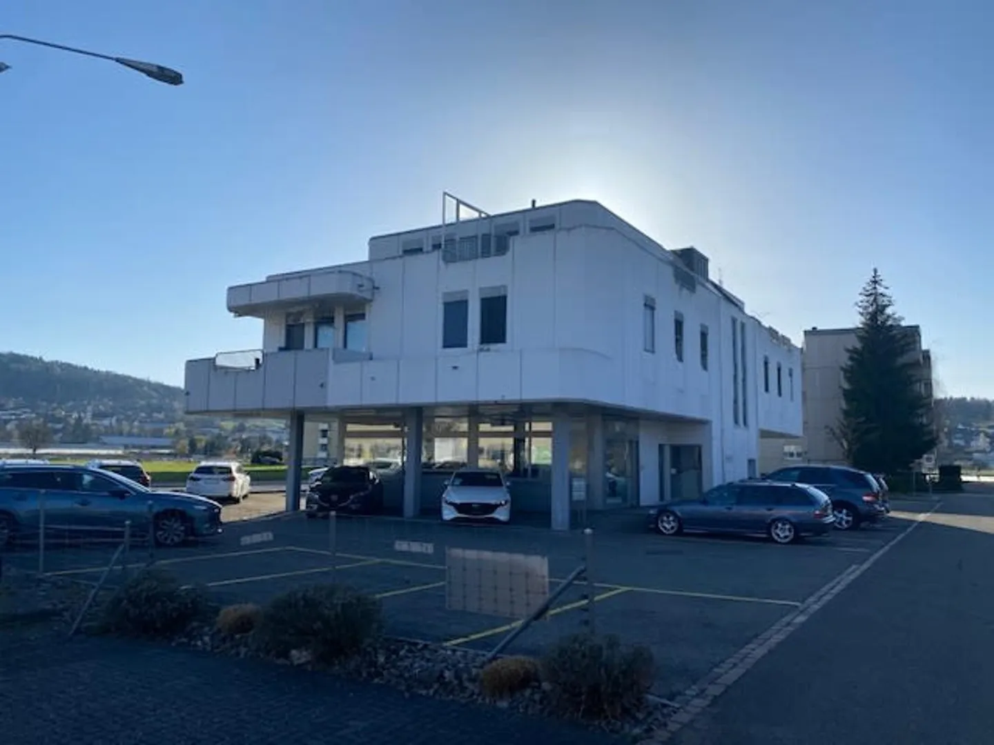 Naturnahe Attika-Wohnung mit guter Verkehrsanbindung - Photo 2 of 18