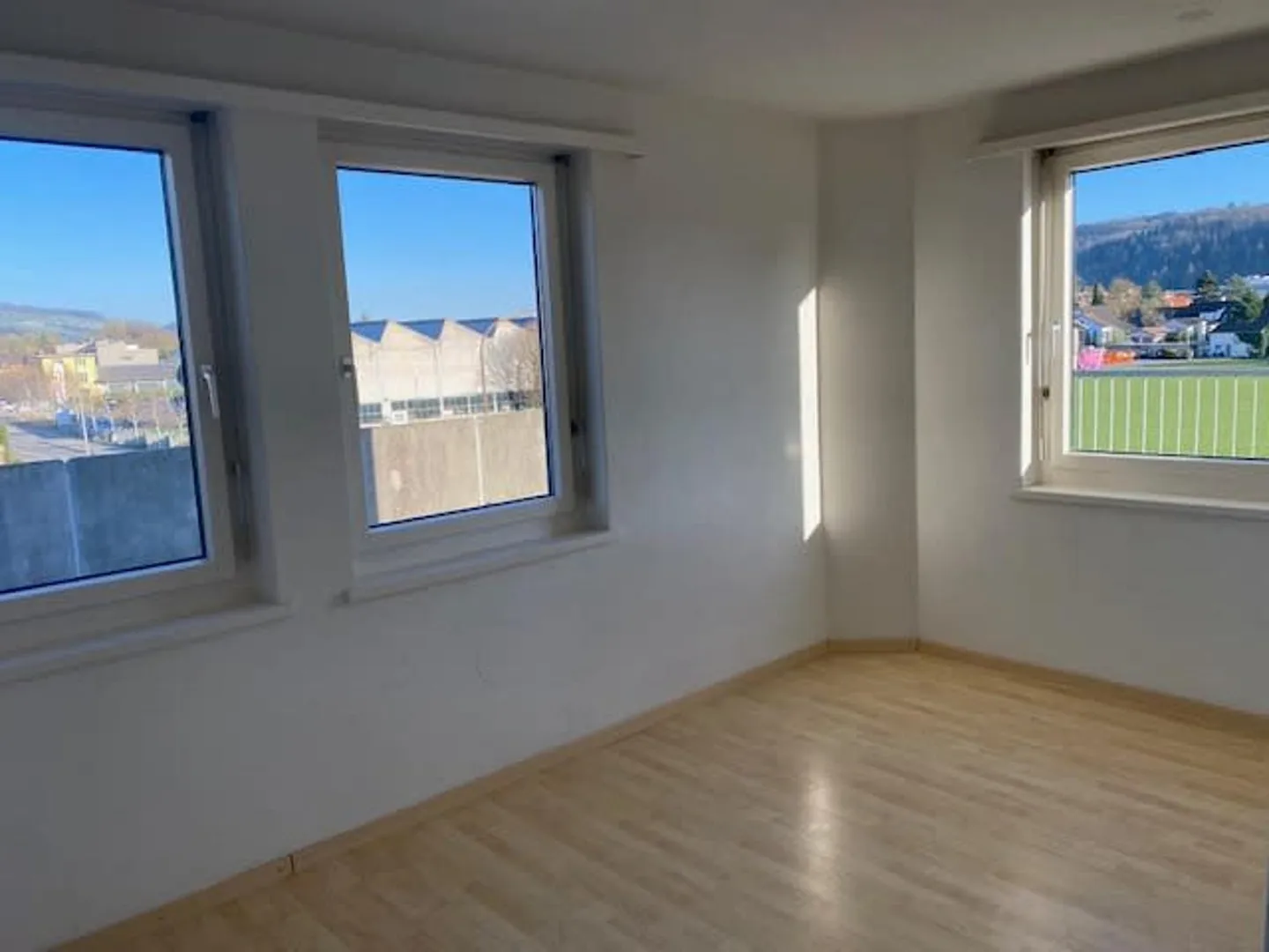 Naturnahe Attika-Wohnung mit guter Verkehrsanbindung - Photo 11 of 18