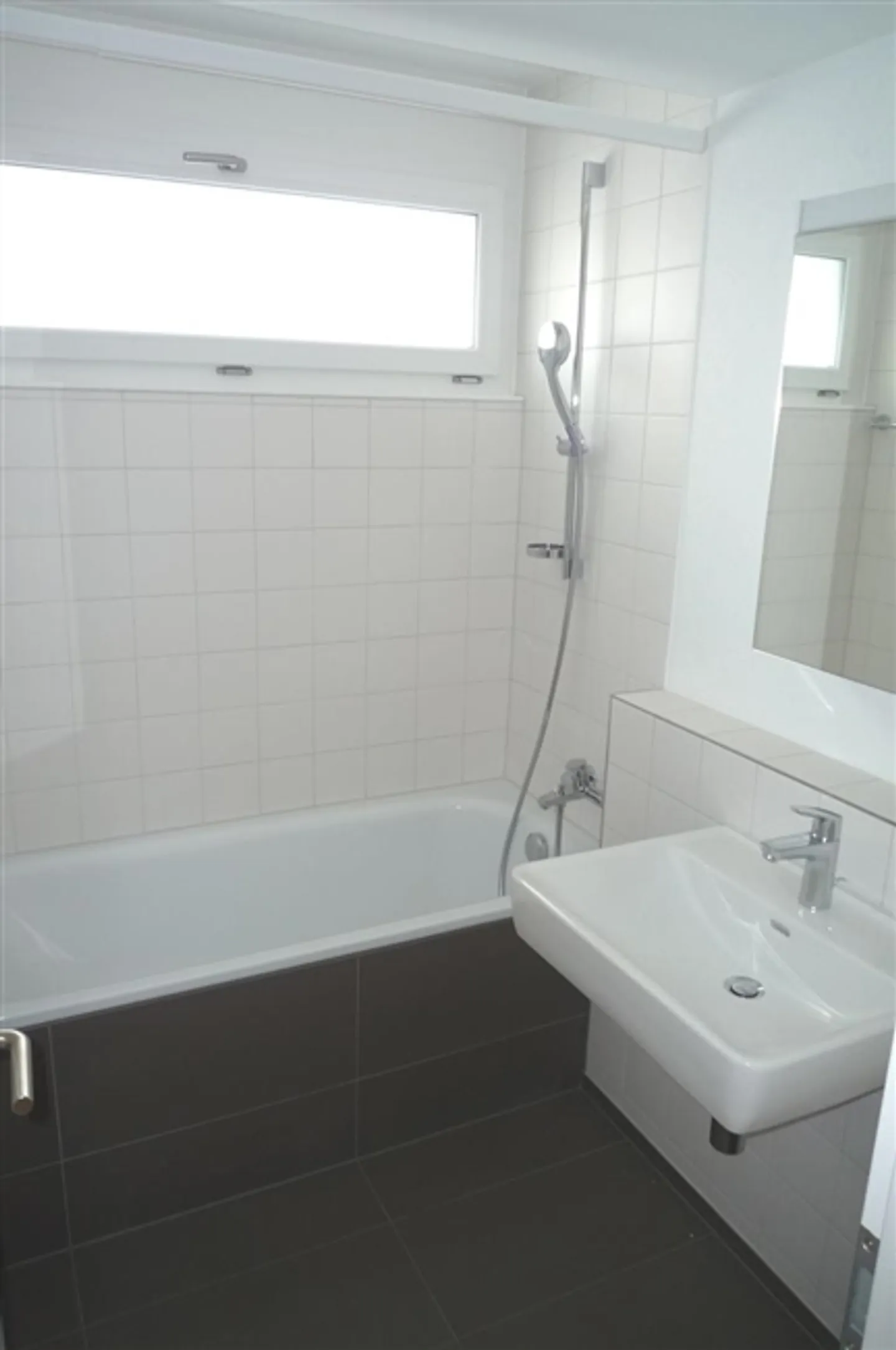 Appartamento moderno di 4,5 stanze a Niederscherli - Foto 5 di 13