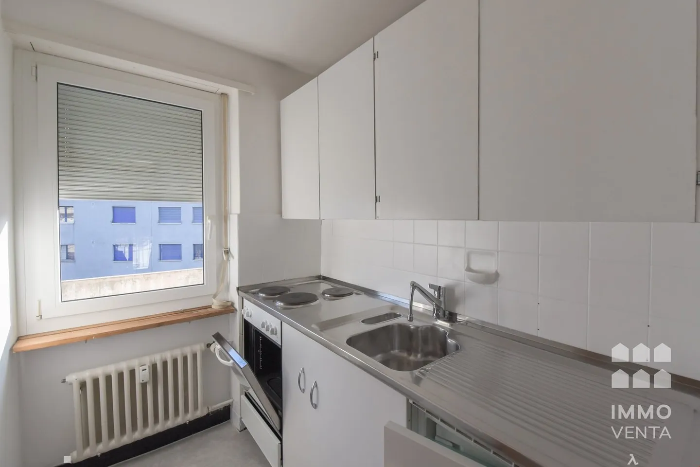 Charmante 2.5-Zimmer-Wohnung mit Balkon in Biel/Bienne - Foto 3 von 9