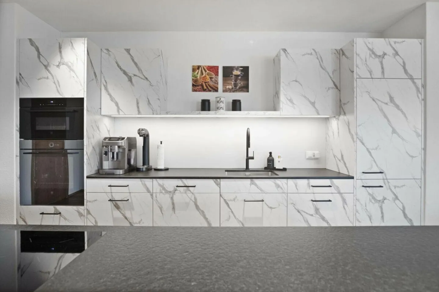 Modern 3.5-room apartment (built 2023) with large loggia, underground parking & e-charging station in Staad - Photo 9 of 16