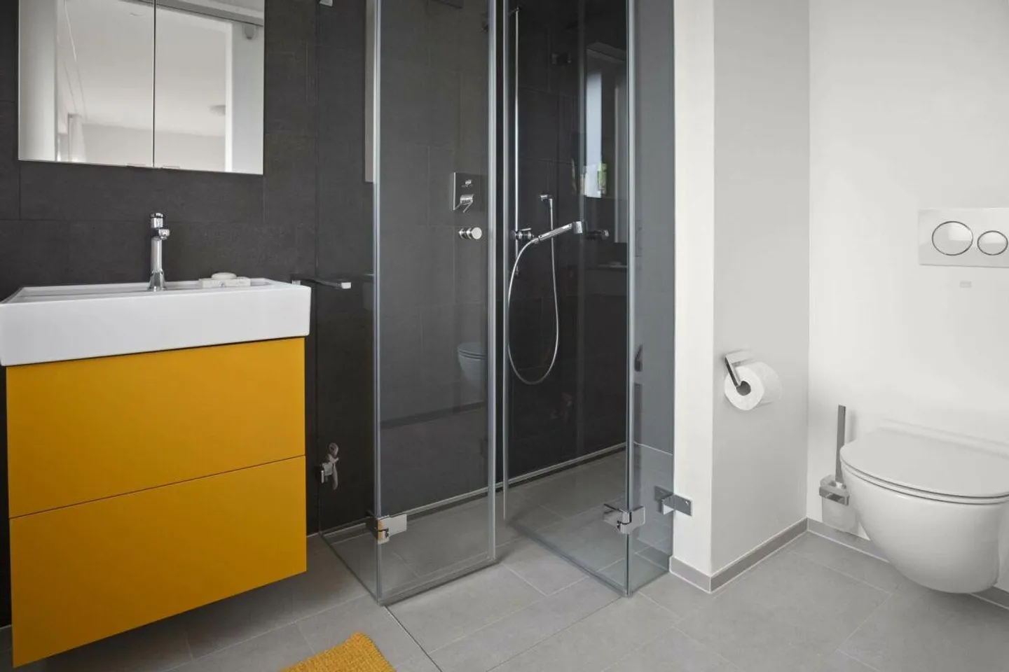 Modern 3.5-room apartment (built 2023) with large loggia, underground parking & e-charging station in Staad - Photo 11 of 16