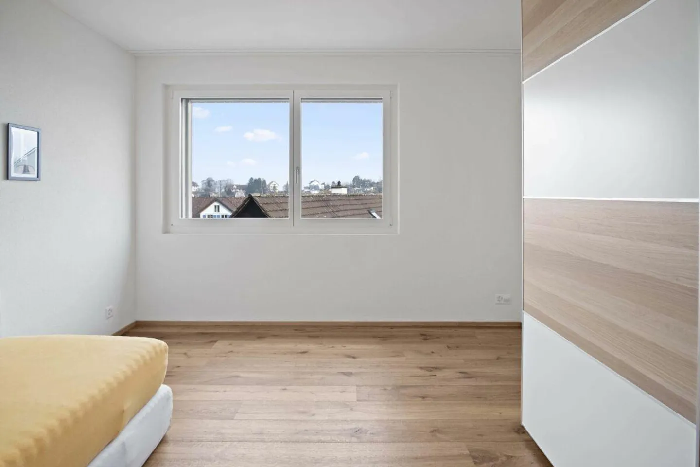 Modern 3.5-room apartment (built 2023) with large loggia, underground parking & e-charging station in Staad - Photo 14 of 16